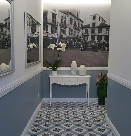 Séjour chez l'habitant Edificio Charles 203